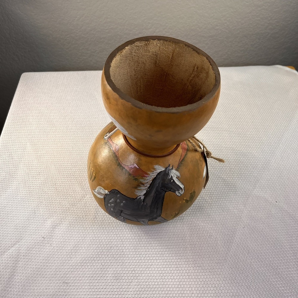 Hand Painted Horse Heads Gourd Art Pot Vase, Signed 10" tall - Picture 4 of 11